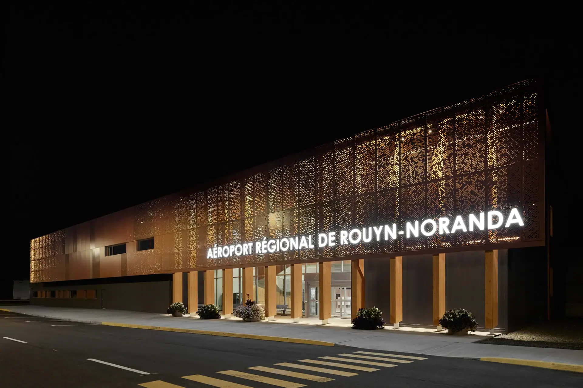aerogare de rouyn noranda 02