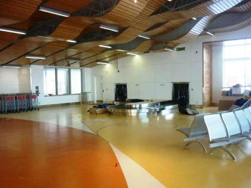 nouvelle aerogare de puvirnituq projet 2011 20